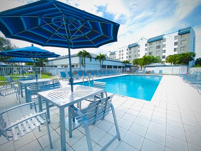 Uptown 22, West Palm Beach, FL 33407 - photo 2