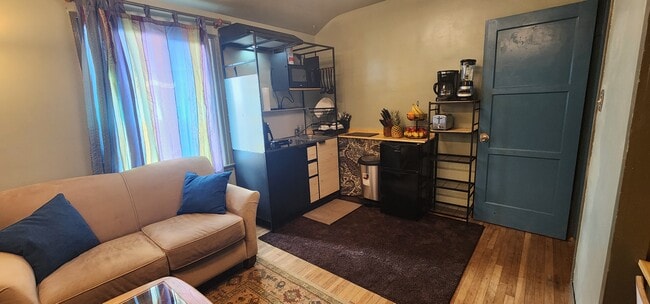 2631 E Ocean Ave unit Ventura midtown, Ventura, CA 93003 - photo 5