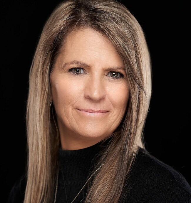 Jodie Cross Real Estate Agent in Kalispell, MT