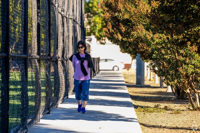 John Mise Park is a great place to do some exercise after a long day of work.