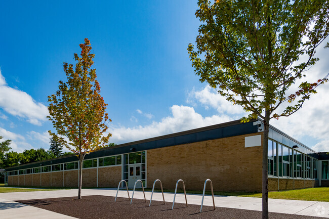 Clary Middle School serves 350 students in grades 6-8 in Valley.