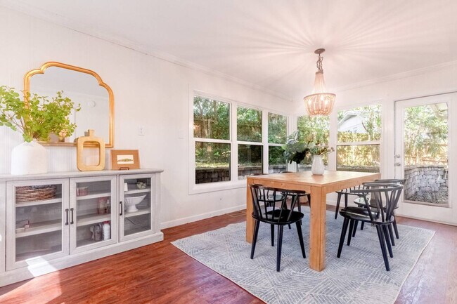 318 SW 27th St unit ID1359097P, Gainesville, FL 32607 - photo 3