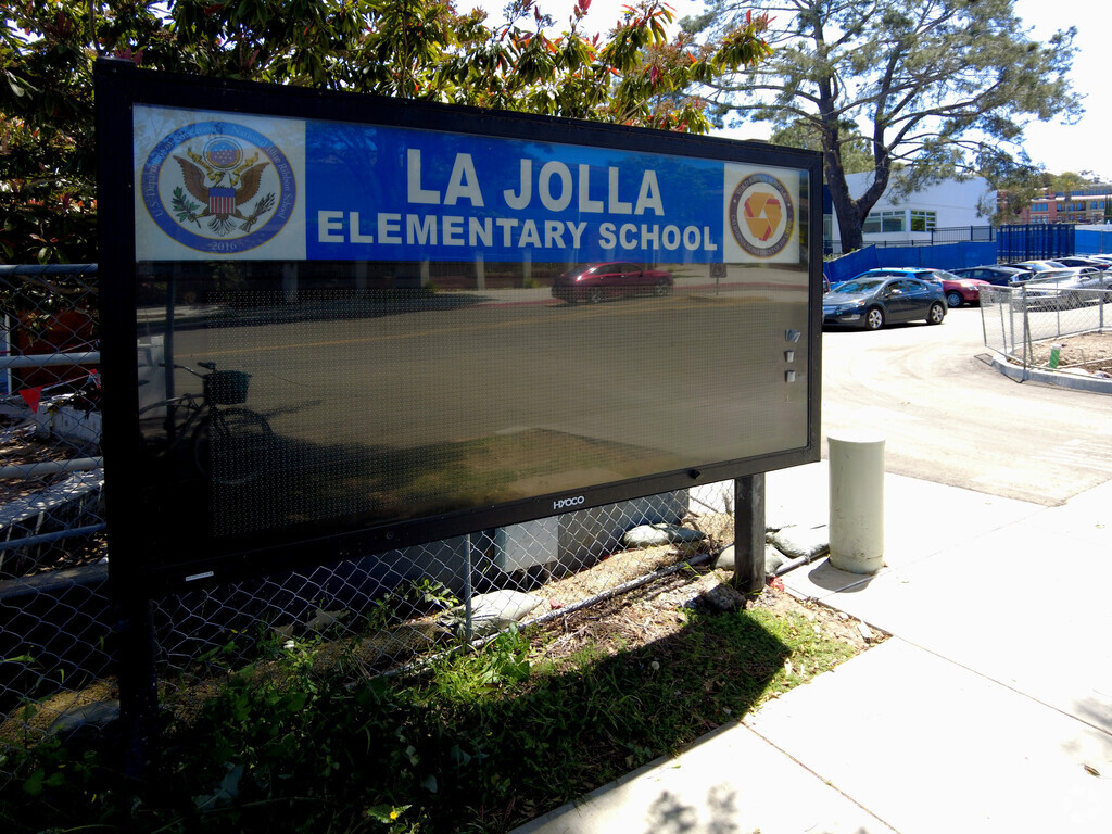 La Jolla Elementary School, Rankings & Reviews