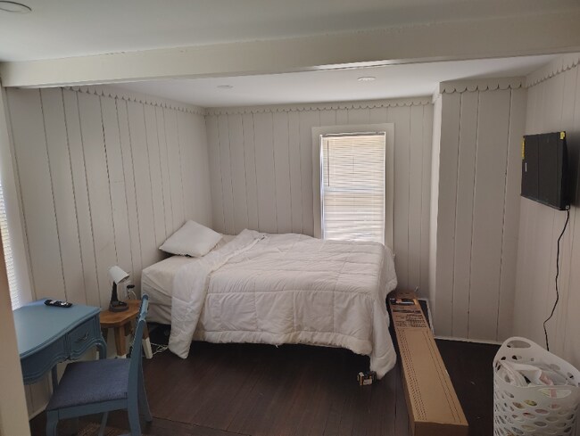 170 Yantic Rd unit 170 Yantic Rd unit 1, Norwich, CT 06360 - photo 6