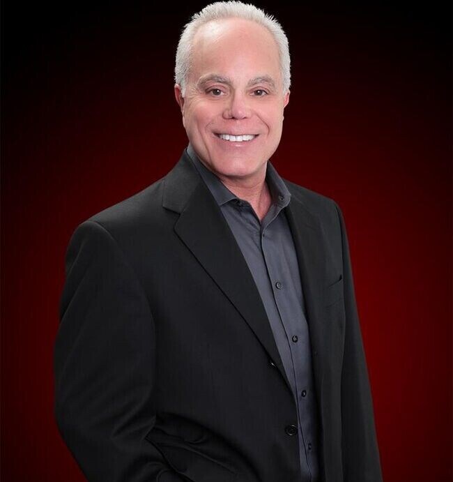 Agent Photo