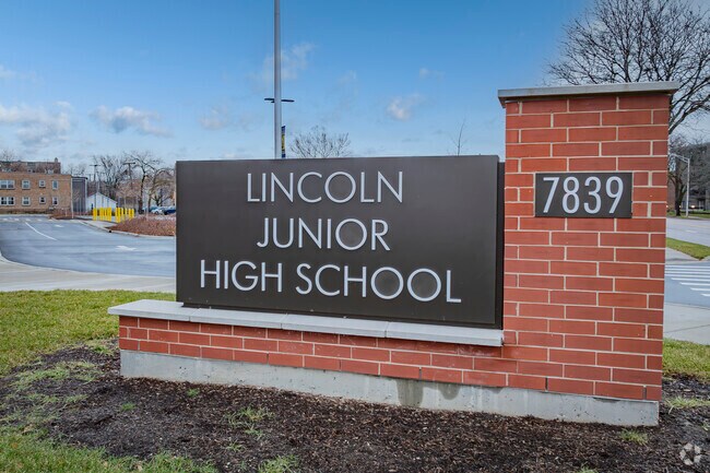 Lincoln Junior High School