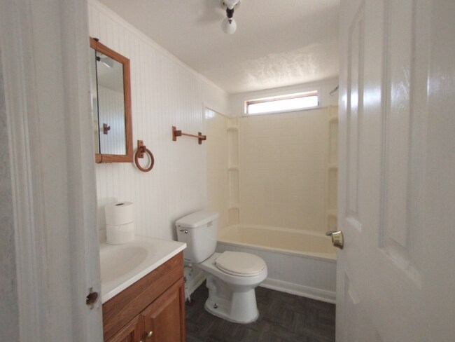 5094 Red Barn Rd, Milton, FL 32583 - photo 6