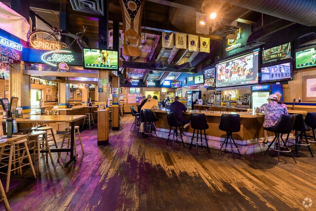 Catch great food and drink at Frickers located in Eastmont.