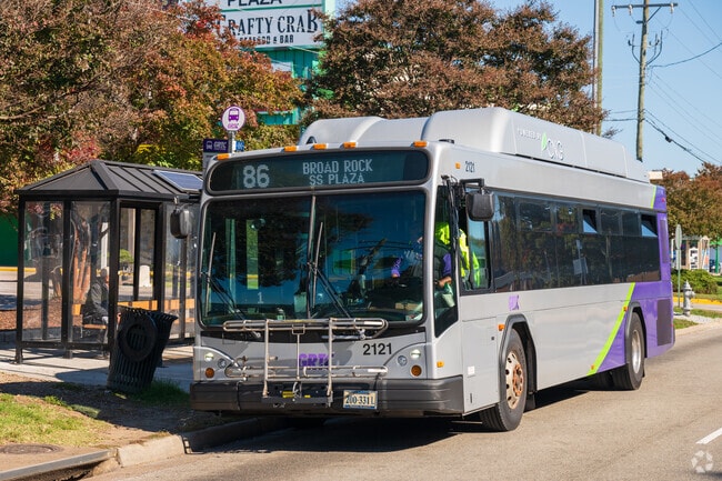 The GRTC runs right on Walmsley Boulevard, connecting locals with the city.