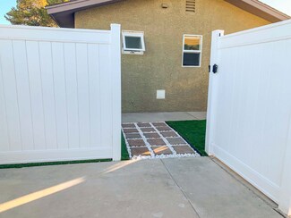 7205 Lakeland Ct Unit Casita, Las Vegas, NV 89145