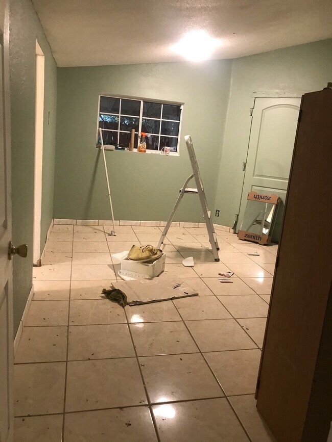 1781 N Stanton Plaza, Long Beach, CA 90804 - photo 4