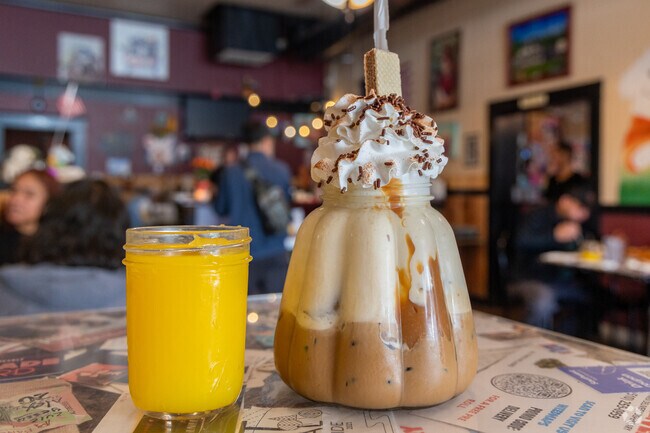 Many Niles residents visit Skillet'z Cafe for its fresh squeeze orange juice and coffee.