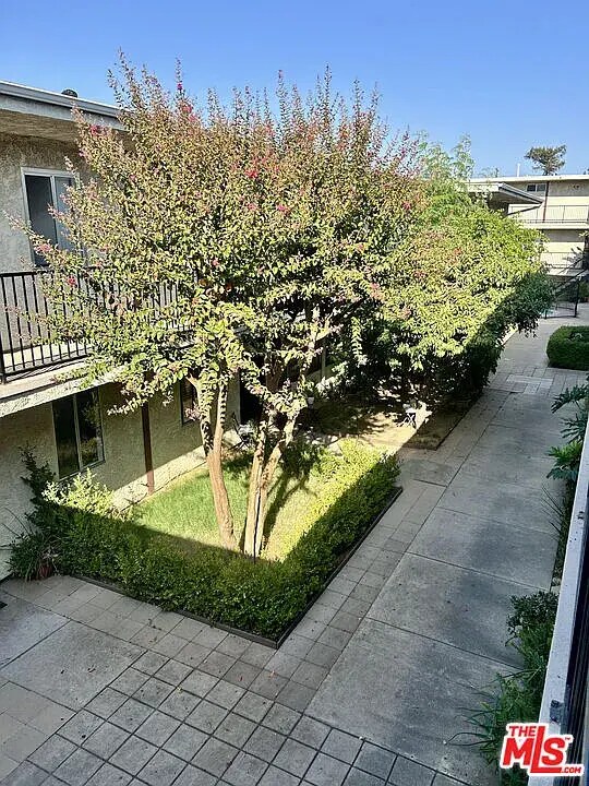 court yard