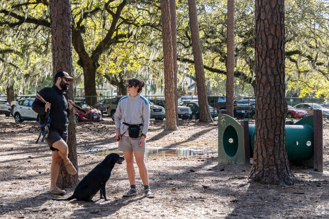 One of Savannah's larges dog parks is located minutes from South Garden at Daffin Park.
