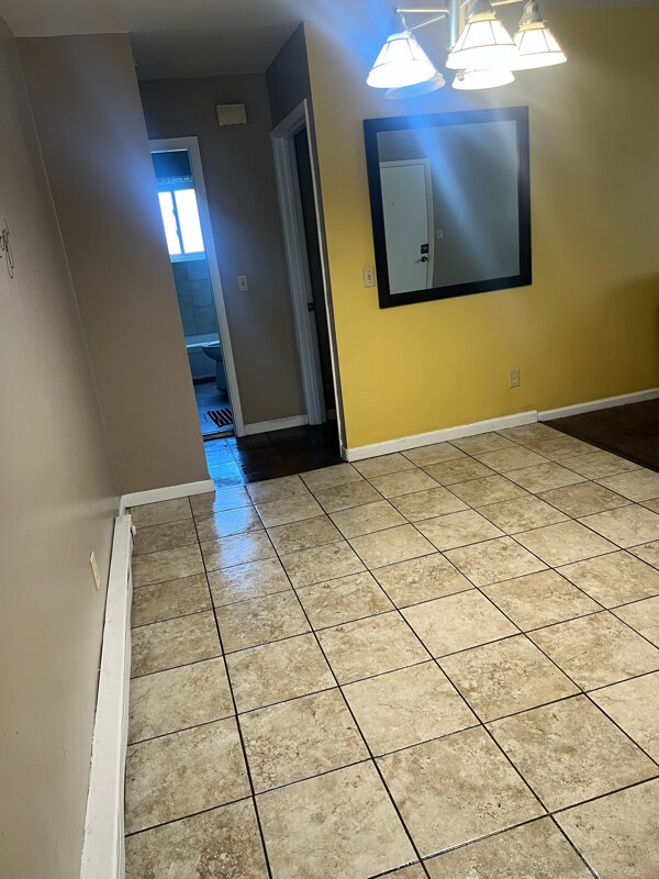8413 Cottonwood Dr unit 3, Cincinnati, OH 45231 - photo 2