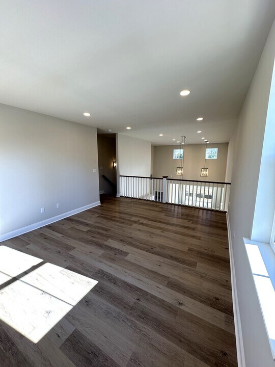 the-parke-active-adult-townhome-wilmington-de-seconf-floor-loft-scaled.jpg