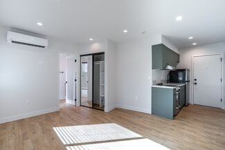 1745 N Orange Dr, Hollywood, CA 90028