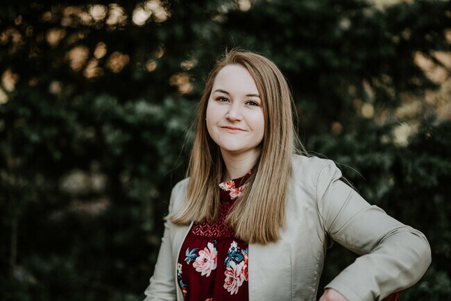 Agent Photo