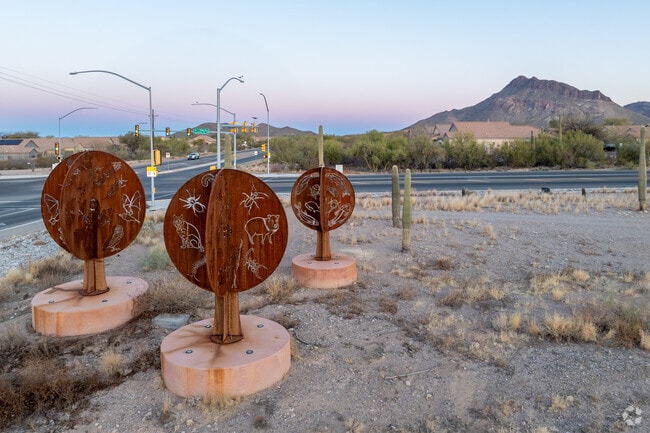 Tucson Estates is the gateway to many of Tucson's greatest parks and museums.