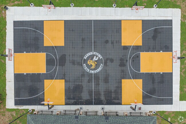 Students at Harris-Stowe State University enjoy several outdoor basketball courts.