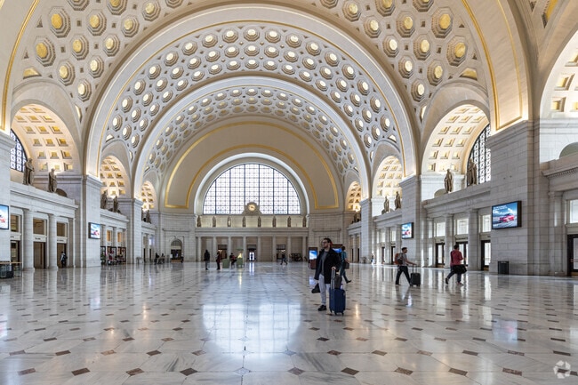 Union Station in nearby NoMa features a beautiful grand entrance for Mount Vernon Square residents to gawk at.