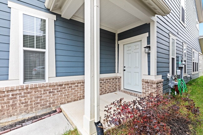 7011 Pickett Place, Carmel, IN 46033 - photo 4