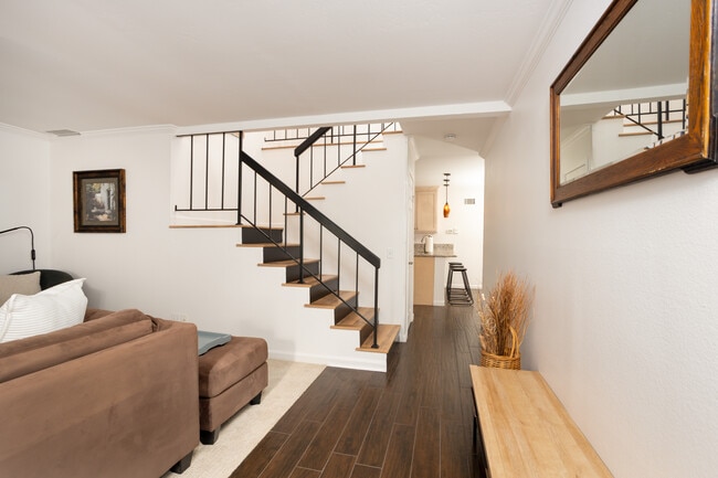 5244 Edge Park Way, San Diego, CA 92124 - photo 3