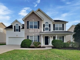 5818 Rhyne Cove Ln, Knoxville, TN 37931