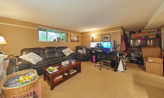 33 Westgate Rd Unit 1, Boston College, MA 02467