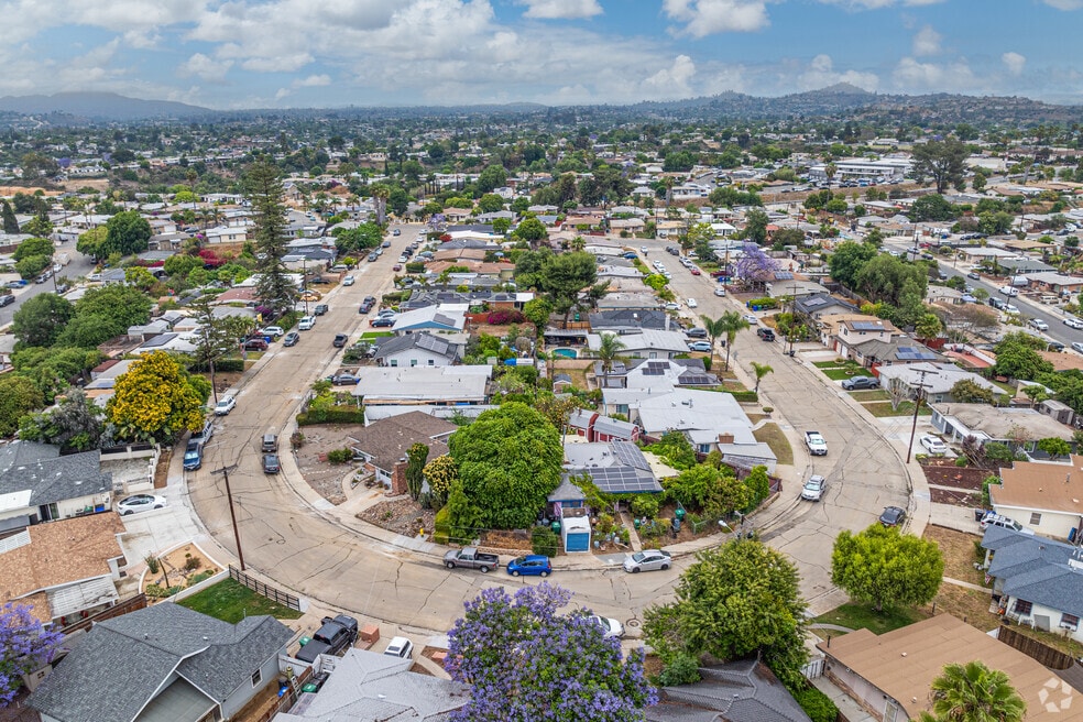 NH_RedwoodVillage_568204_0625_AG_FINAL