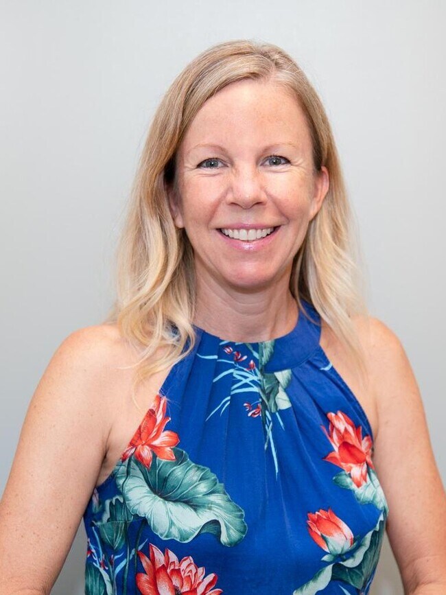 Donna Butterfield Real Estate Agent in Wailea, HI