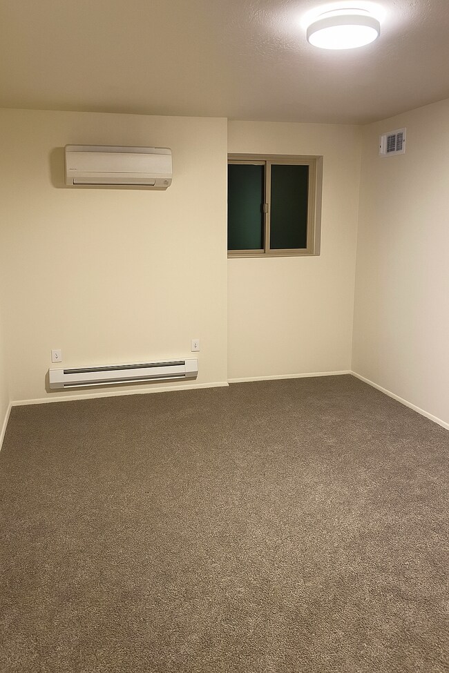 2489 Pierce Ave unit Ground level, Ogden, UT 84401 - photo 6