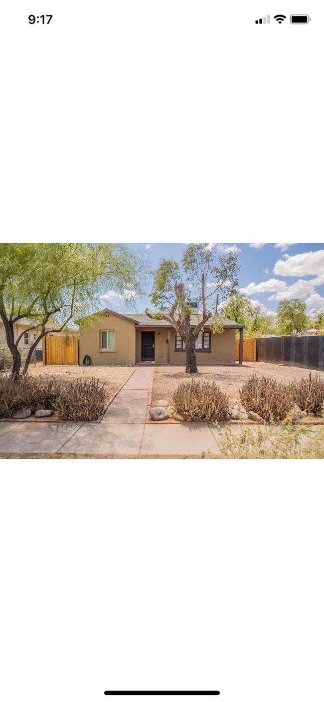 1229 N 4th Ave, Tucson, AZ 85705