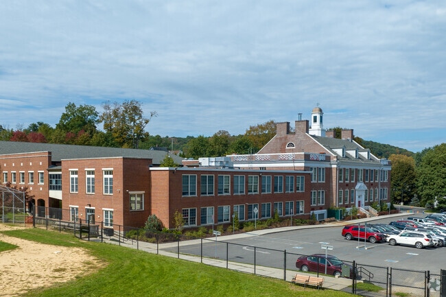 Hawthorne Elementary School serves students from Pre-K through 5th grade in Hawthorne, NY.
