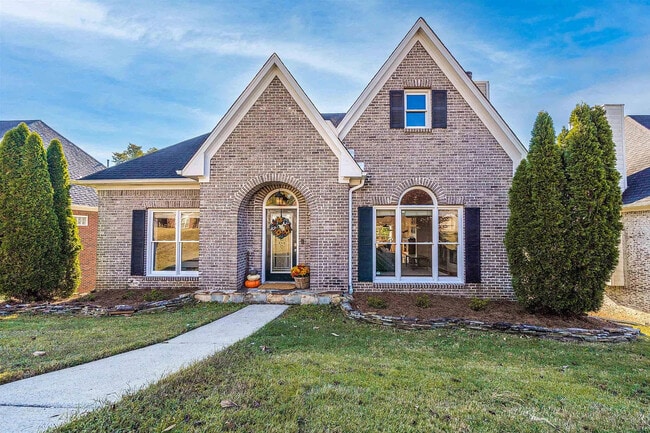 1565 Bent River Cir, Birmingham, AL 35216 - photo 2