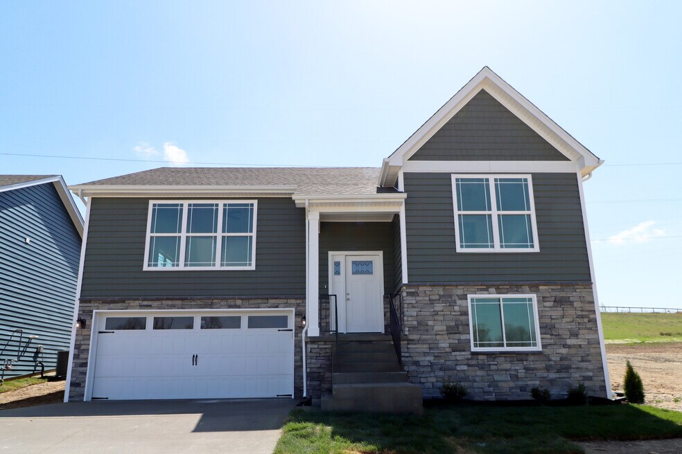 4200 Round Rock Blvd unit 37746624, Charlestown, IN 47111 - photo 1