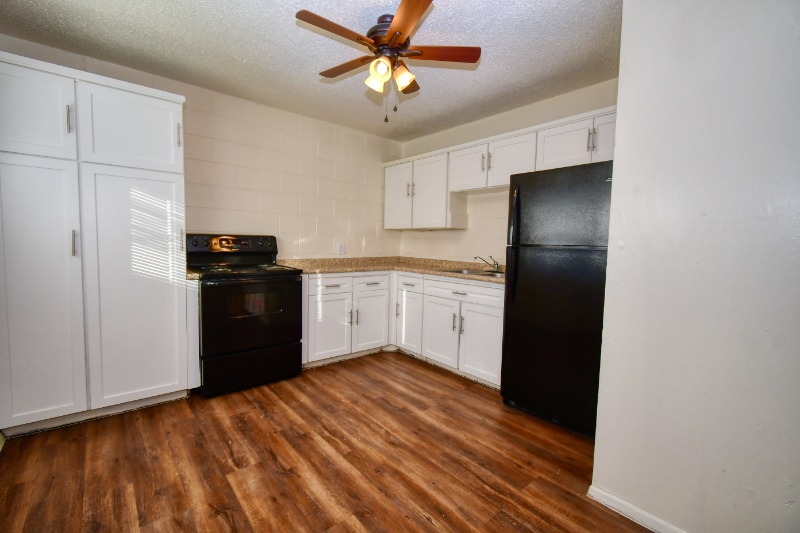 8700 Norton St unit 37-B06, El Paso, TX 79904 - photo 1