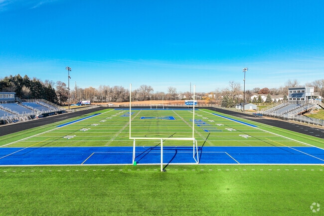 Tartan High School has a total minority enrollment is 65% in its students.