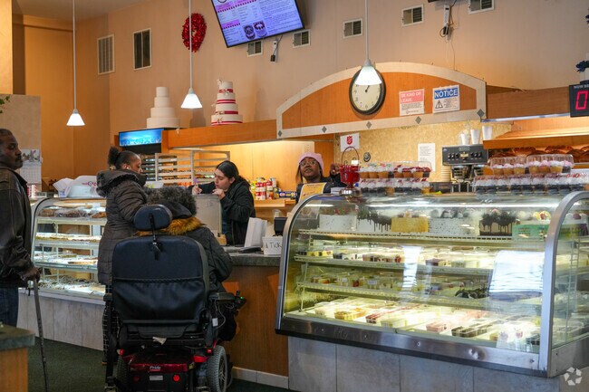 Calumet Bakery in Lansing remains a favorite for custom cakes and pastries.