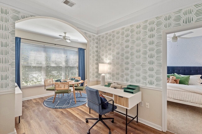 Hideaway at Greenbrier, Chesapeake, VA 23320 - photo 7