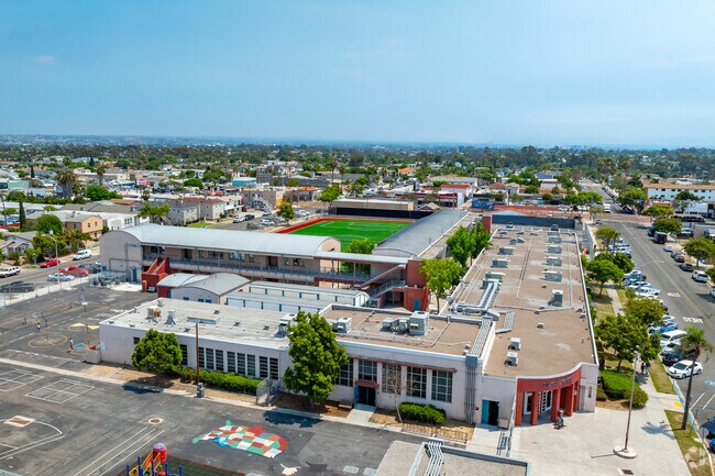 Edison Elementary School is a popular choice for a great education in Corridor.