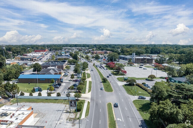 Larrymore Lawns sits along Little Creek Boulevard, a key route in Norfolk.
