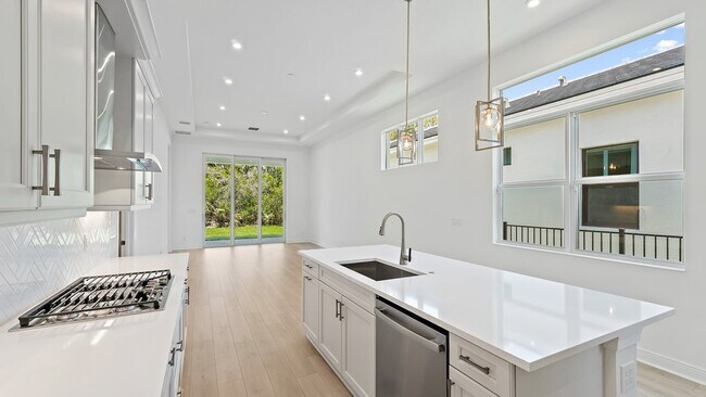 212 SE Via Sangro, Port St. Lucie, FL 34952 - photo 4