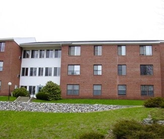 115 North St, Claremont, NH 03743