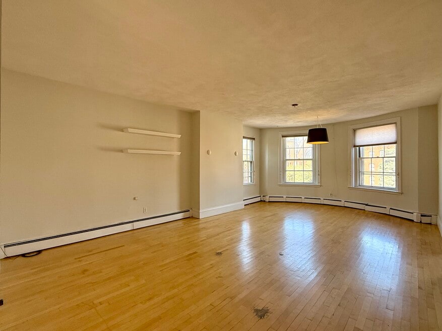 550 Tremont St unit 3, Boston, MA 02116 - photo 1