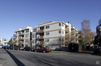 10740 NE 8th Ave, Seattle, WA 98125