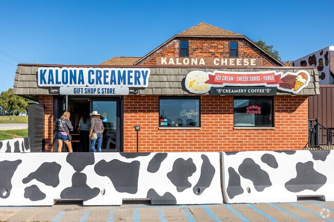 Kalona Creamery draws in visitors from Highway 1 to shop their local dairy goods.