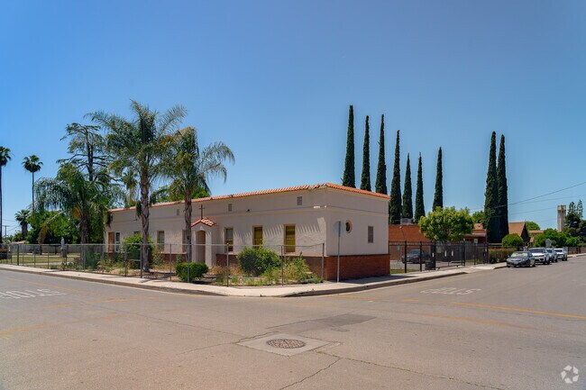 The entrance to Saint Johns Evangelist School is located East of the main church.
