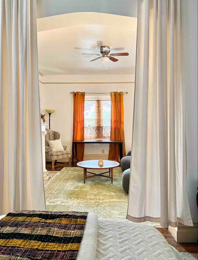 822 N Euclid Ave, Pittsburgh, PA 15206 - photo 5