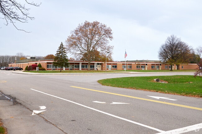 The student:teacher ratio of 9:1 is lower than the New York state level of 11:1.